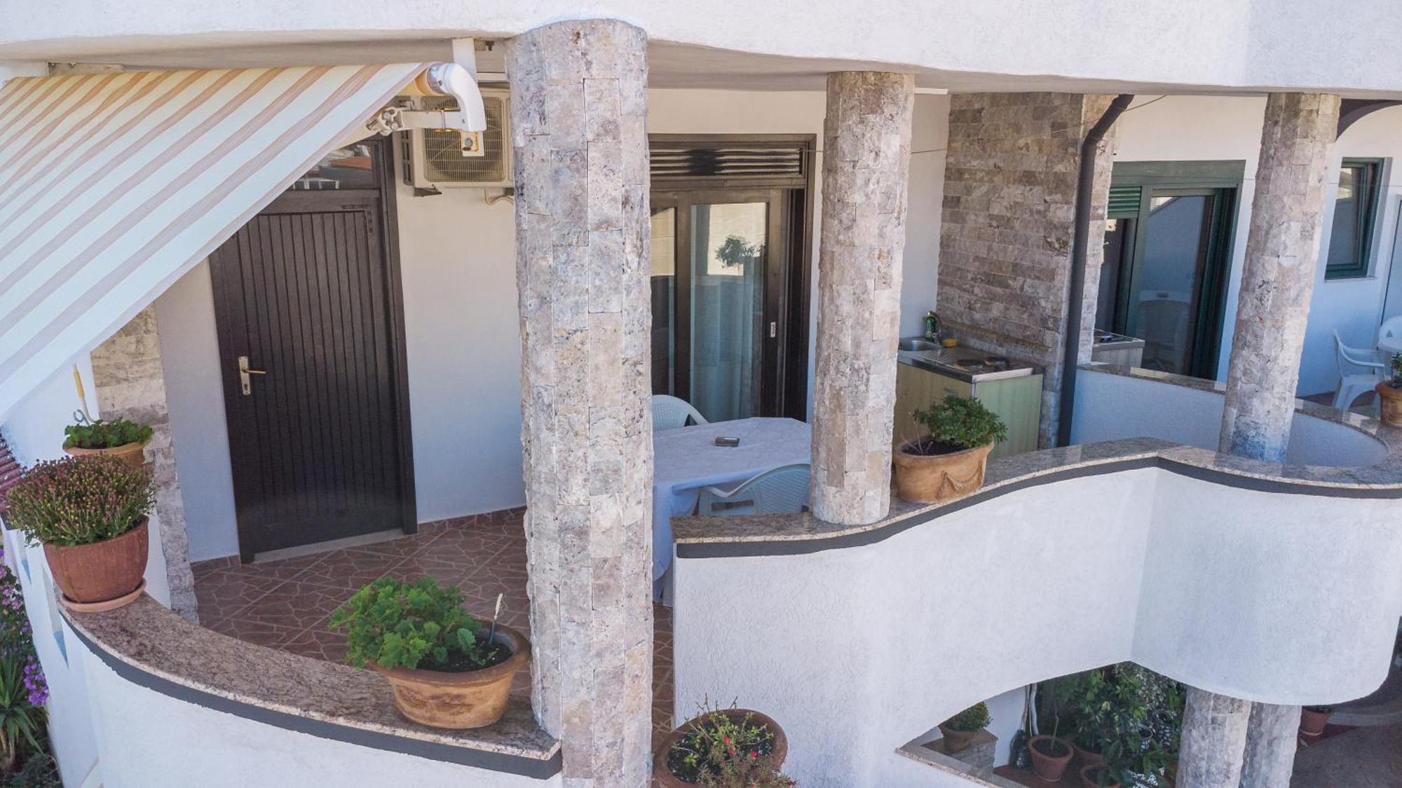 Apartments Ishmi In Center Of Ulcinj Room photo