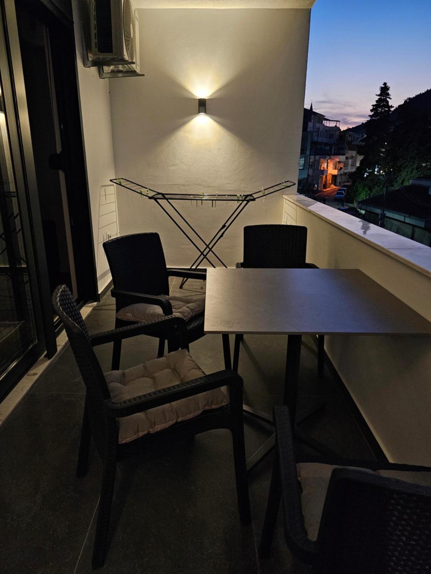 Apartments Ishmi In Center Of Ulcinj Exterior photo
